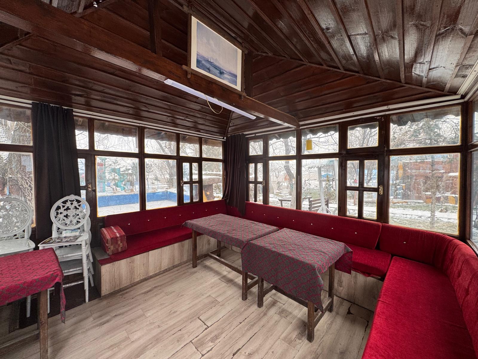 Körfez Mangal Evi bahçe düzeni