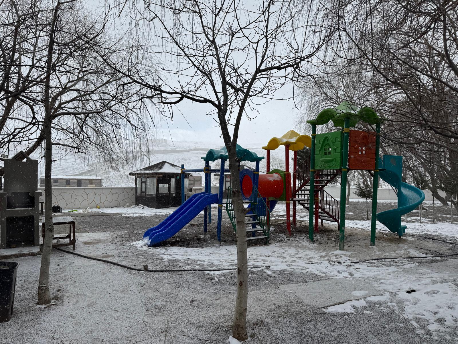 Körfez Mangal Evi çocuk oyun alanı