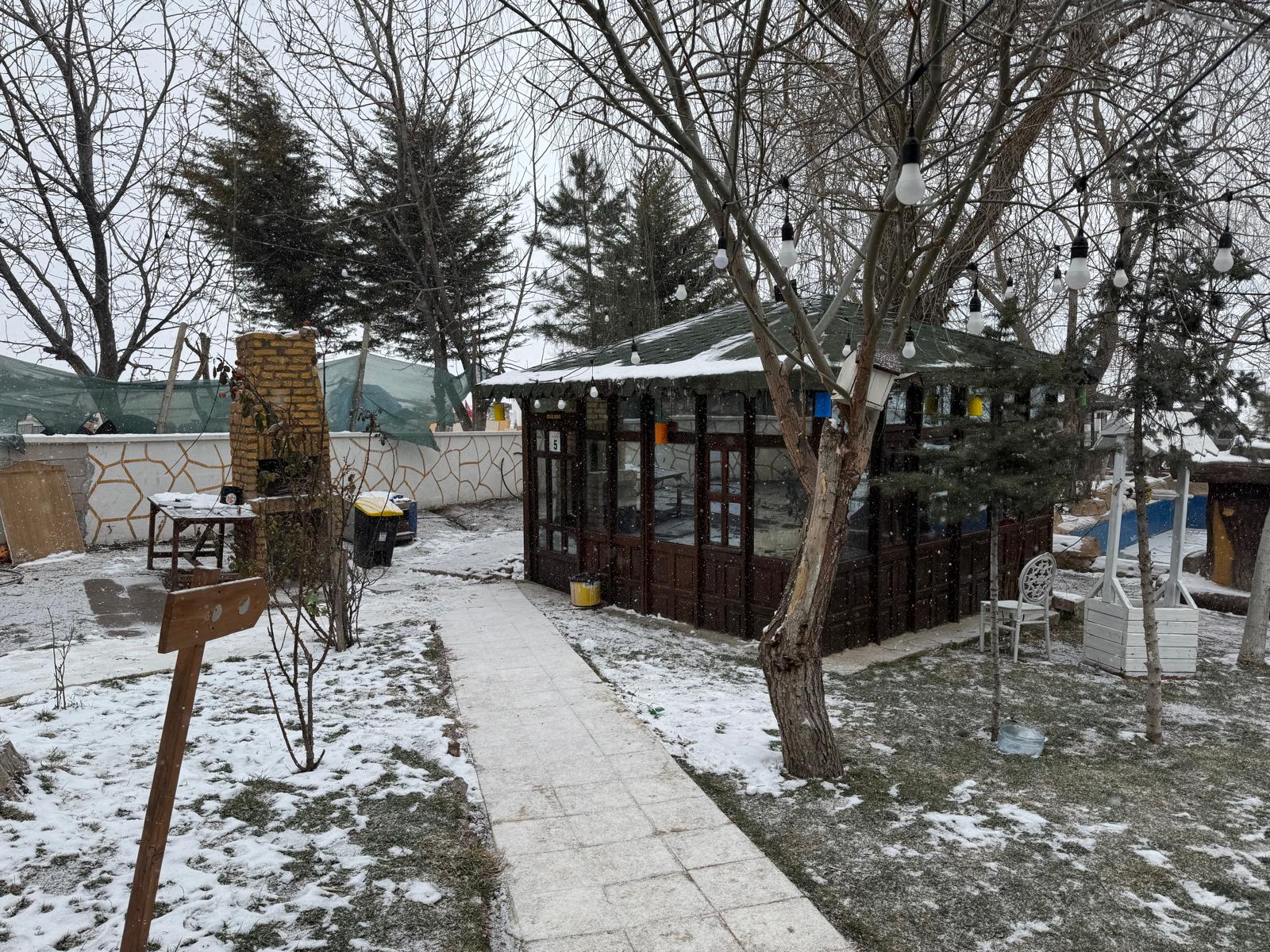 Ankara mangal bahçesi gece görünümü